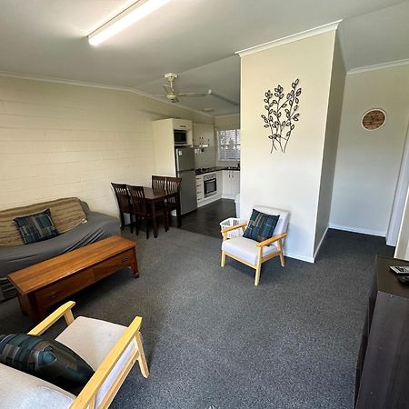 The Silver Bream Motel & Self Contained Units Mallacoota Exterior photo