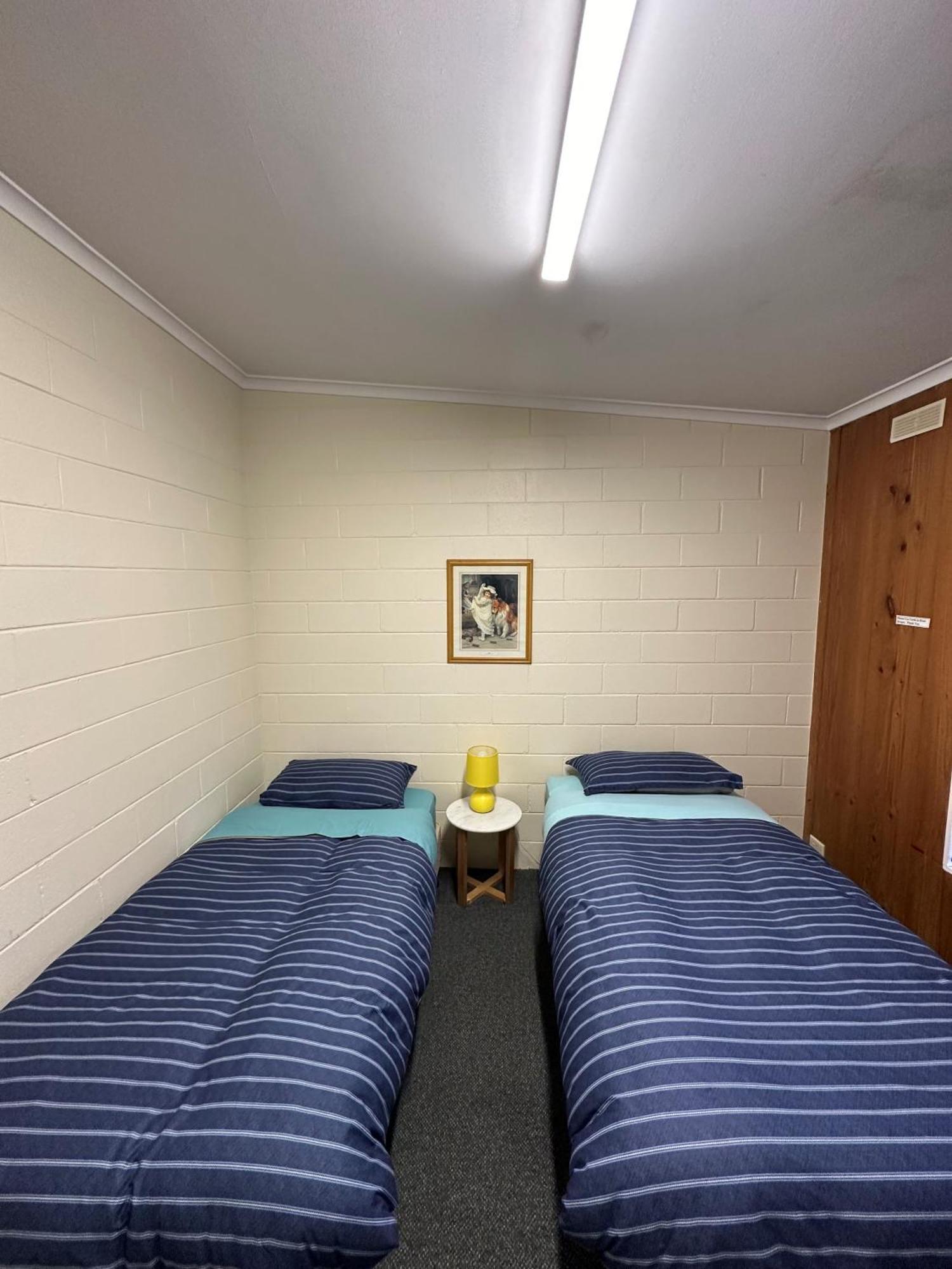 The Silver Bream Motel & Self Contained Units Mallacoota Exterior photo